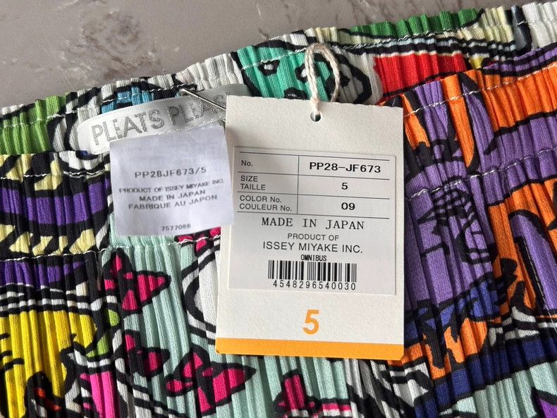 Issey Miyake issey miyake size:5 Graffiti pleated pants Size 42" / US 20 - 7 Thumbnail