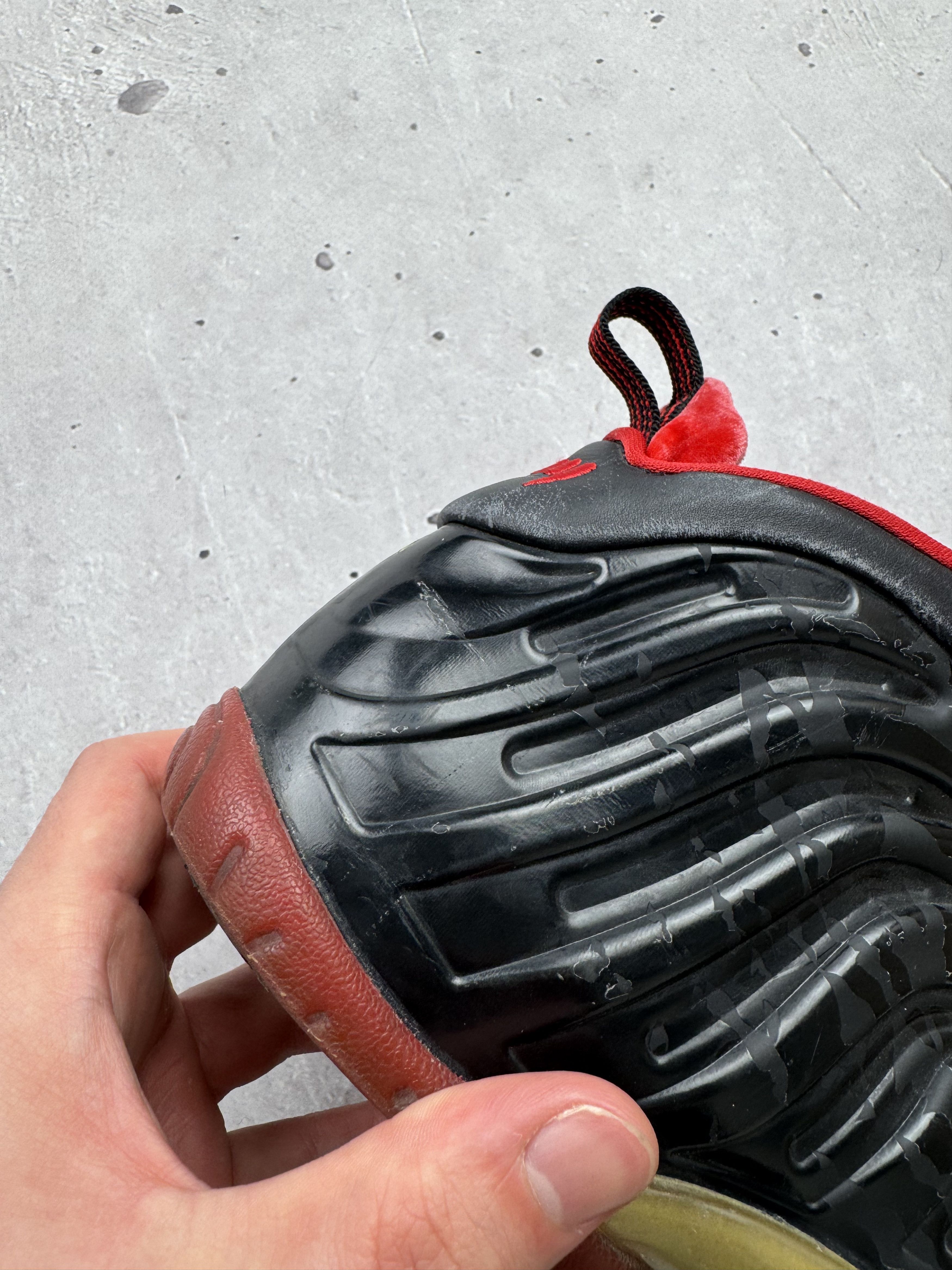 Nike Nike Foamposite One "Dracula" Size US 6.5 / EU 39-40 - 9 Thumbnail