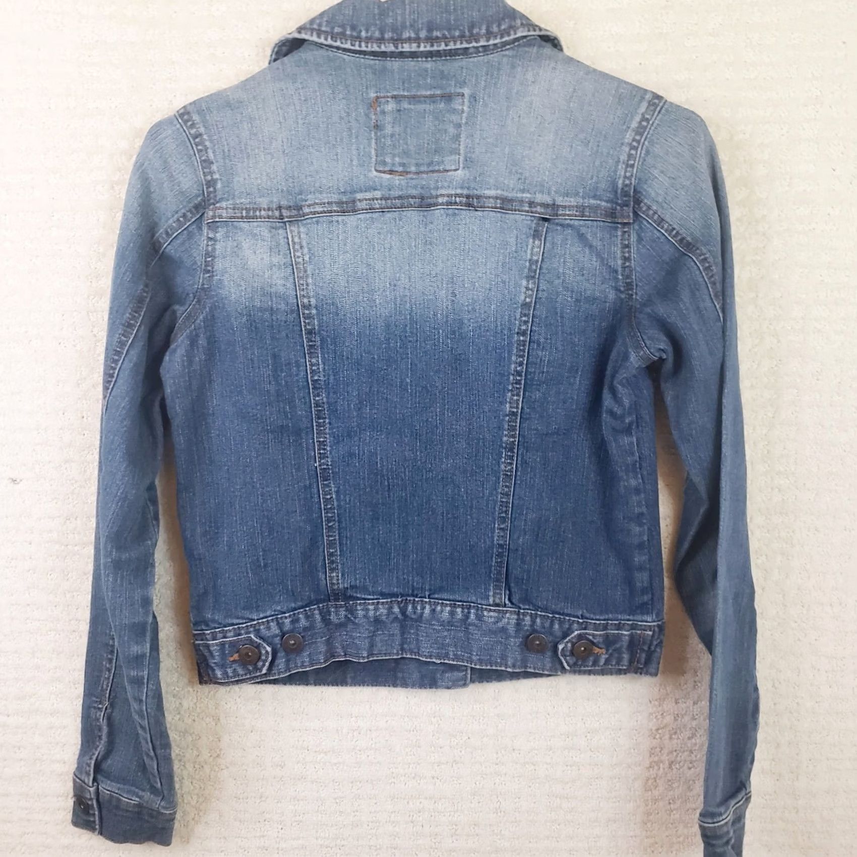 Denime Mudd Womens Denim Jacket Juniors Light Blue Wash Button Down Distressed SMALL Jacket Women S Cotton Denim Solid Pockets Collared Buttons Vintage No Size S / US 4 / IT 40 - 5 Thumbnail