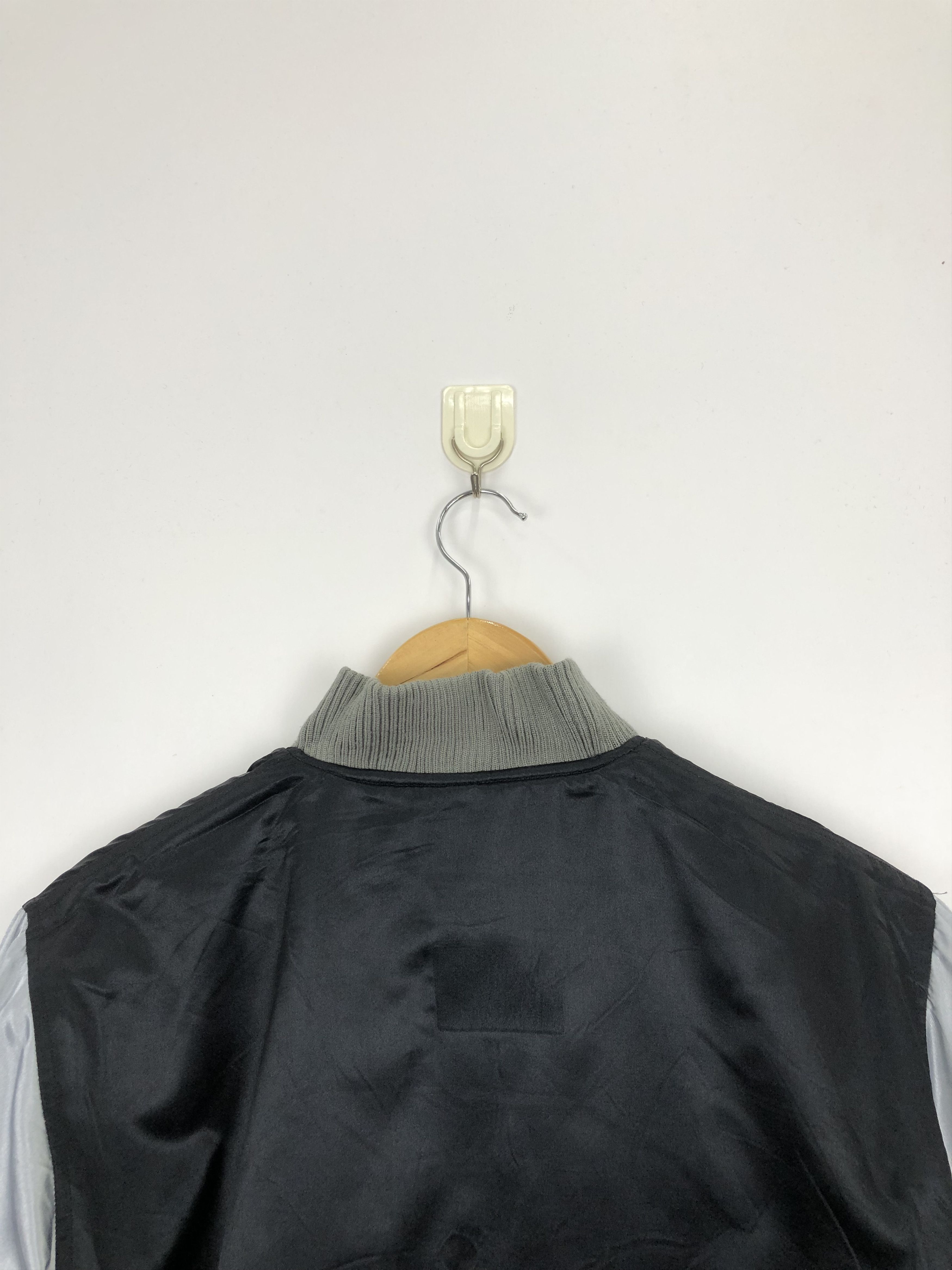 Japanese Brand Vintage Japanese Brand Reversible Wool Varsity Jacket V0345 Size US L / EU 52-54 / 3 - 10 Thumbnail