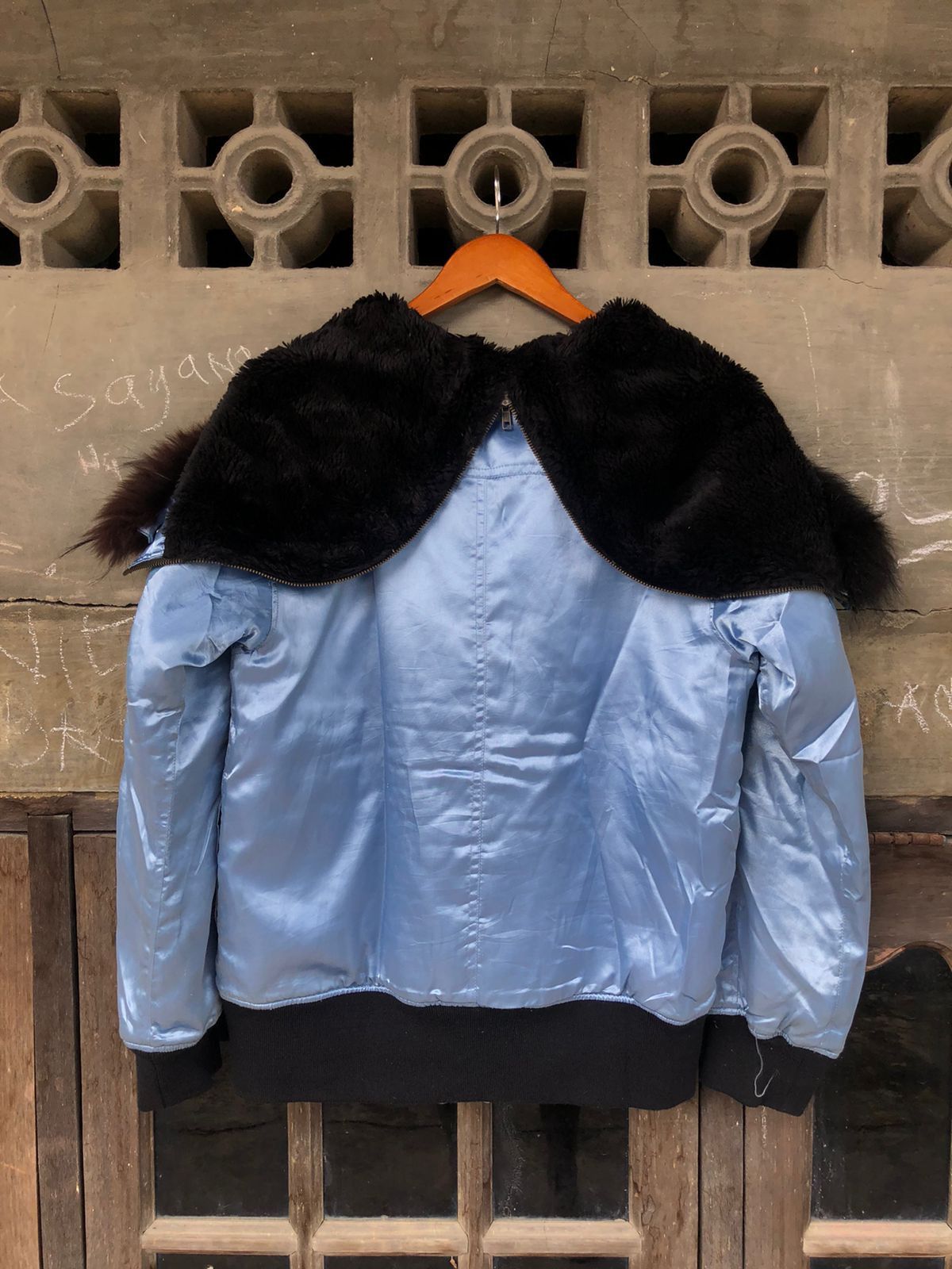 If Six Was Nine × Le Grande Bleu (L.G.B.) Milkboy Alien Fur Jacket Size US M / EU 48-50 / 2 - 11 Thumbnail