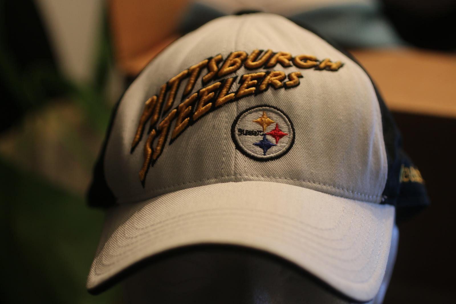 Other Pittsburgh Steelers NFL Reebok Youth Adjustable Cap Hat Gold Size ONE SIZE - 1 Thumbnail
