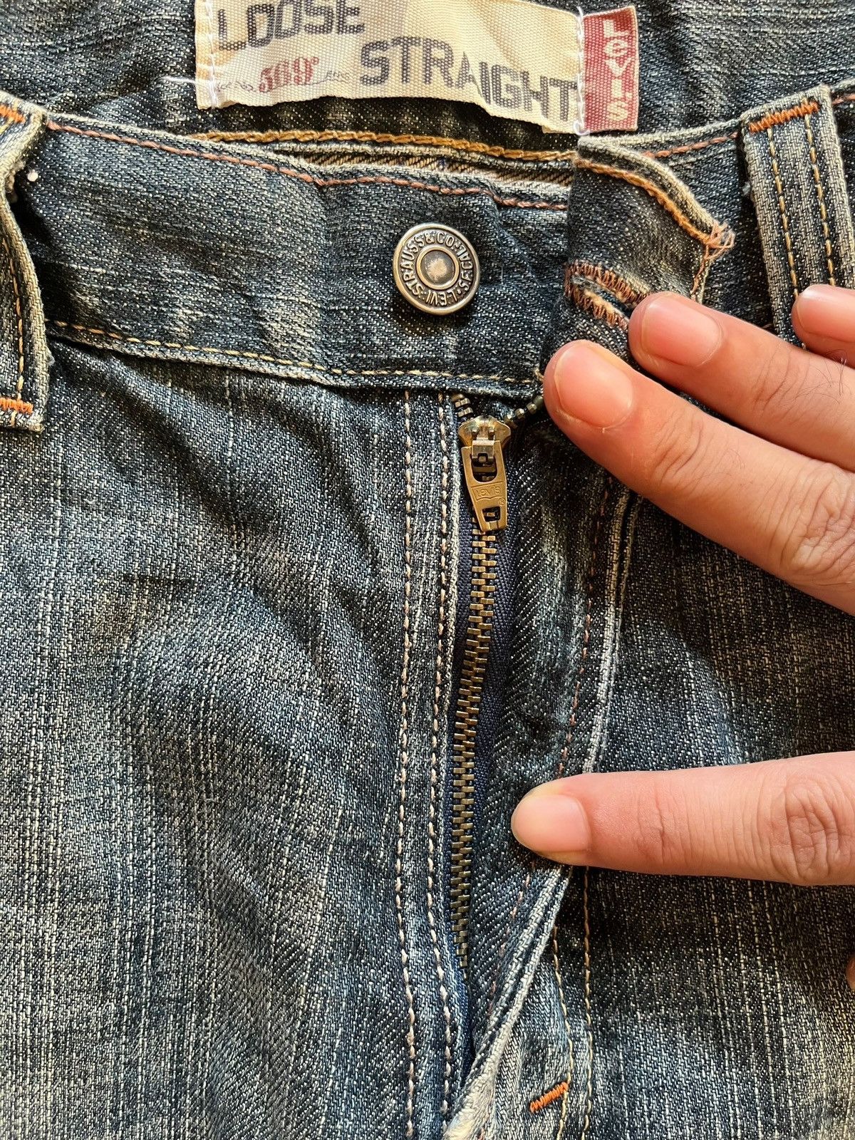 Levi's Vintage 80s Levis 569 Blue Wash Distressed Baggy Jeans 34x30 Size US 34 / EU 50 - 3 Thumbnail