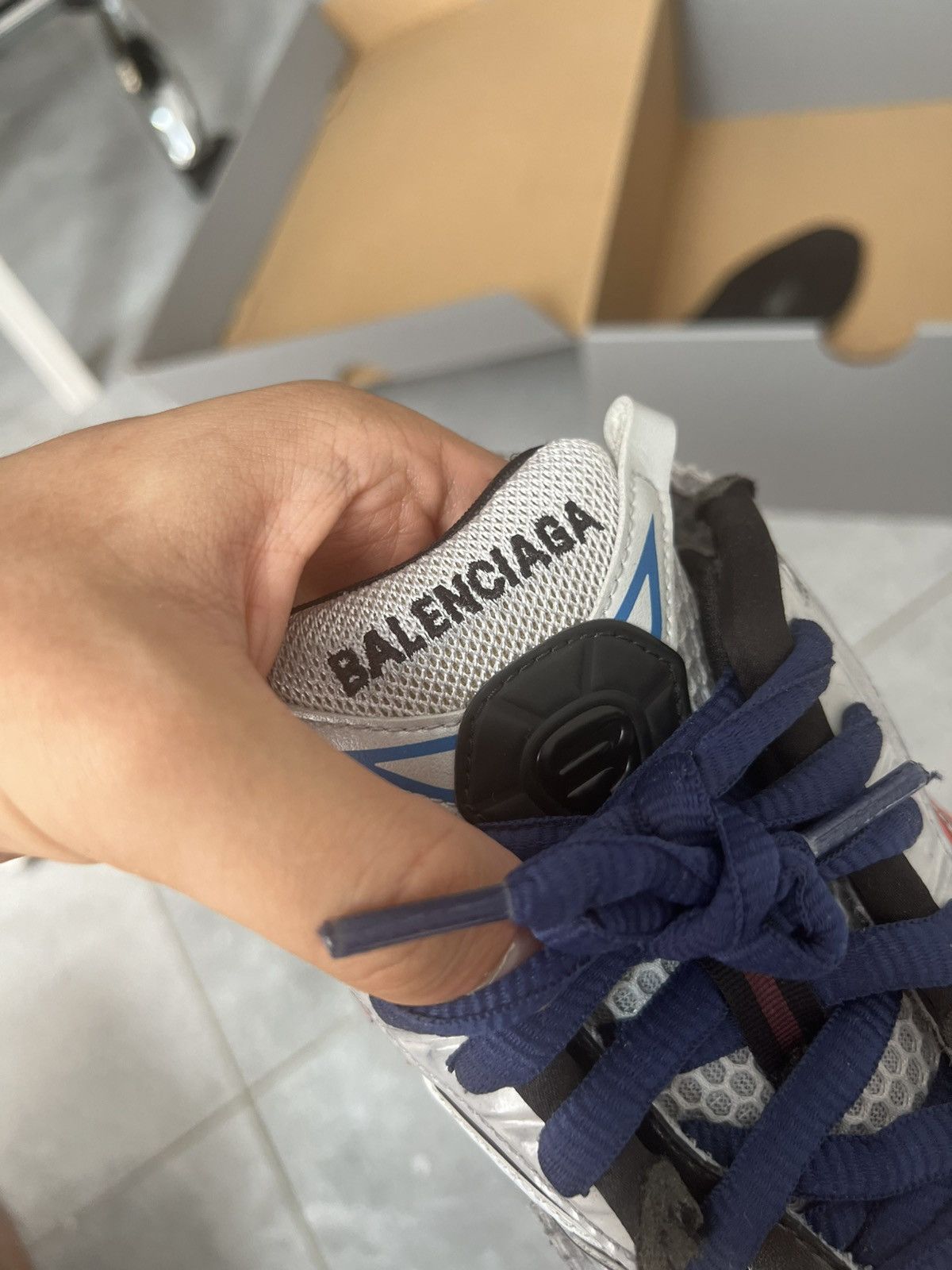 Balenciaga Balenciaga Red Grey Blue runner Size US 8 / EU 41 - 3 Thumbnail