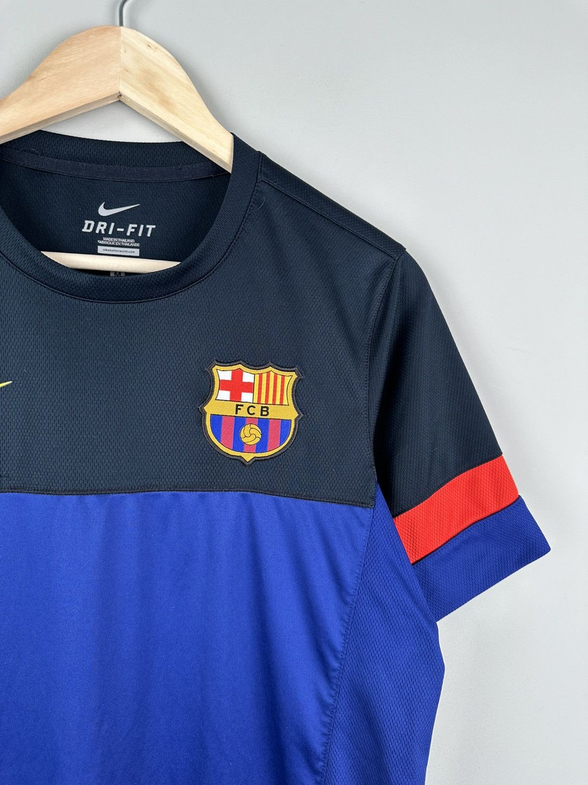 Nike Nike Fc Barcelona Soccer Jersey Size US M / EU 48-50 / 2 - 1 Thumbnail