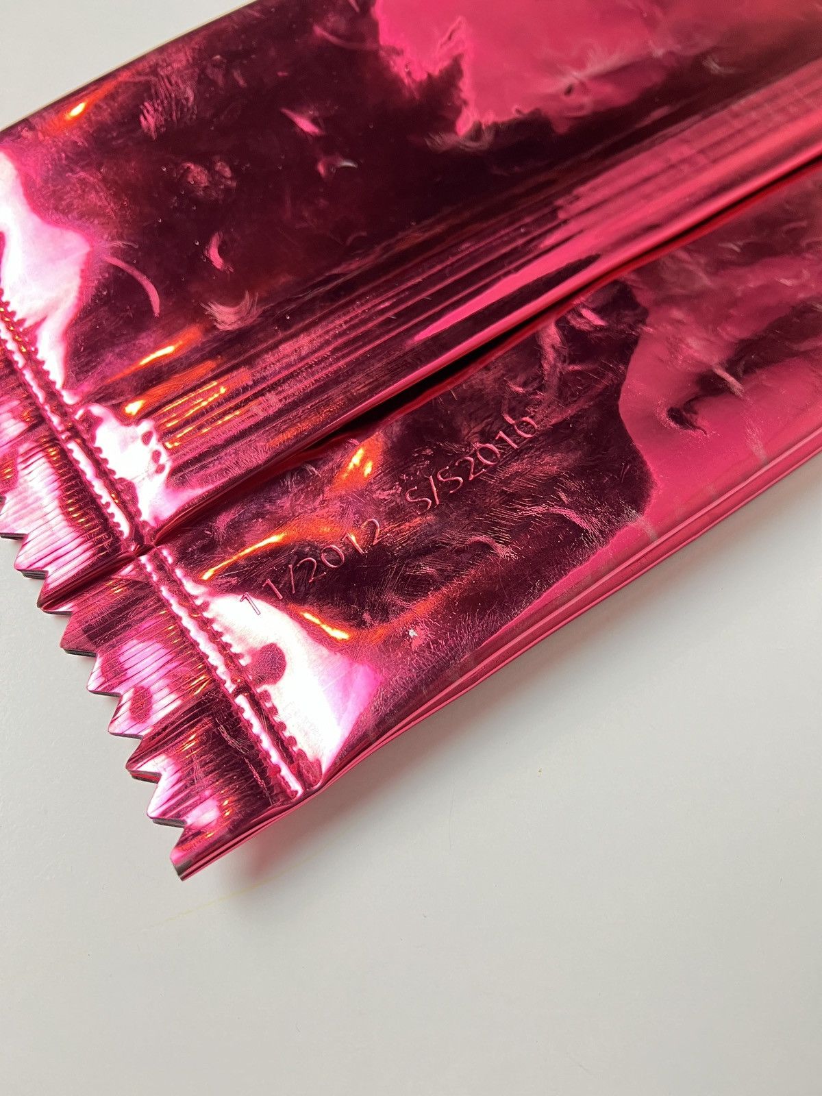 Maison Margiela MAISON MARGIELA H&M y2k candy wrapper clutch Size ONE SIZE - 5 Thumbnail