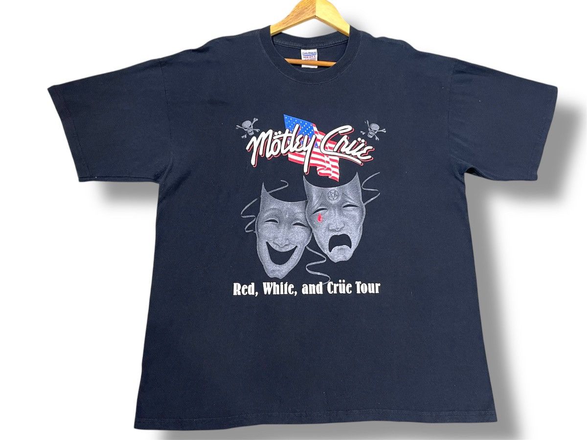 Band Tees × Vintage VINTAGE Y2K MOTLEY CRUE T SHIRT Size US XL / EU 56 / 4 - 1 Thumbnail