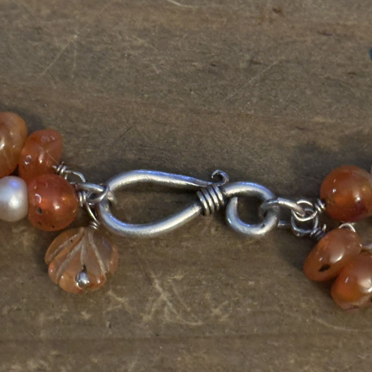 Vintage Vintage layered triple strand Carnelian and pearl necklace Size ONE SIZE - 5 Thumbnail