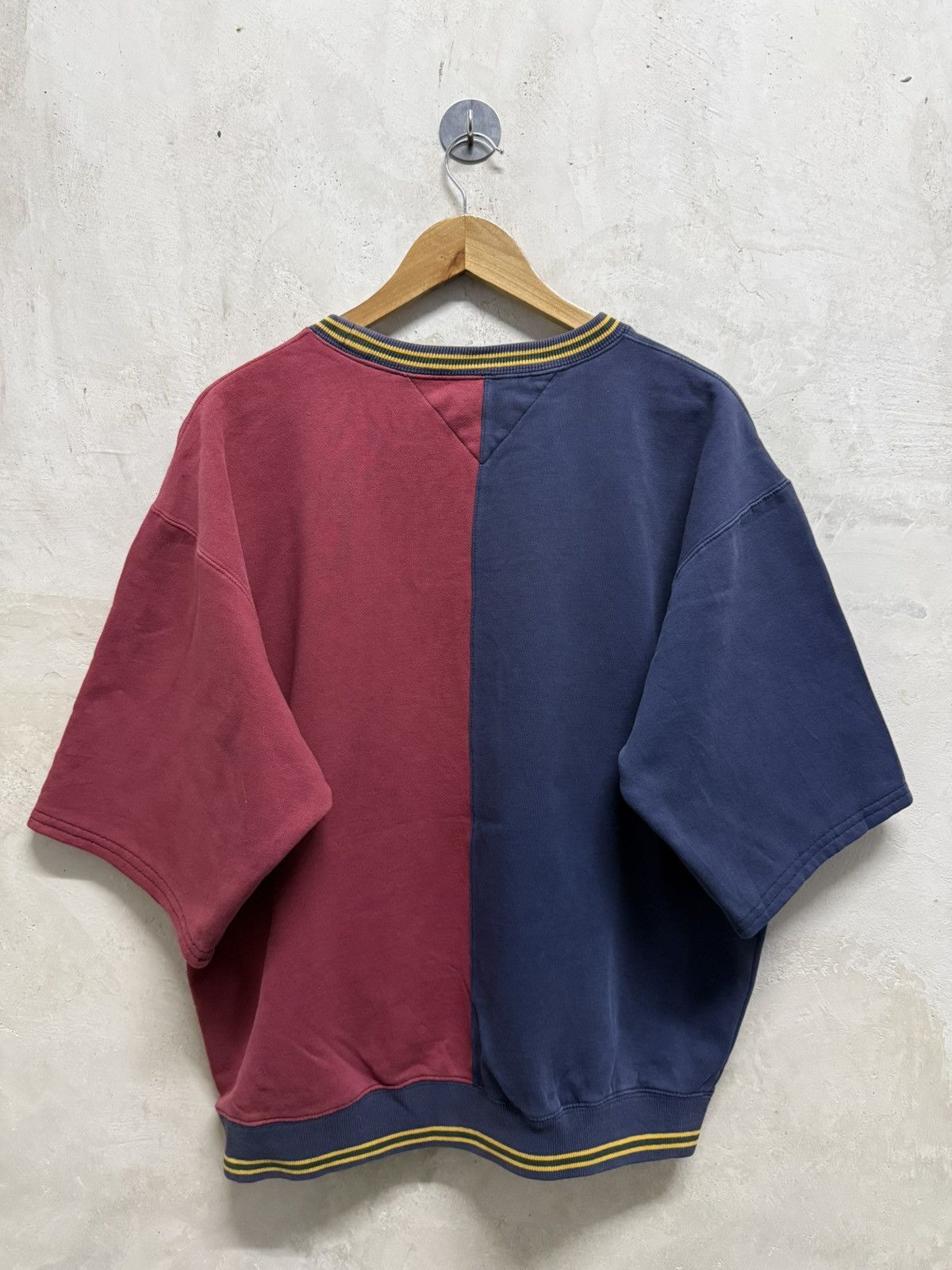 Tommy Hilfiger Faded Vintage Tommy Hilfiger Embroidery College weatshirt Size US M / EU 48-50 / 2 - 4 Thumbnail