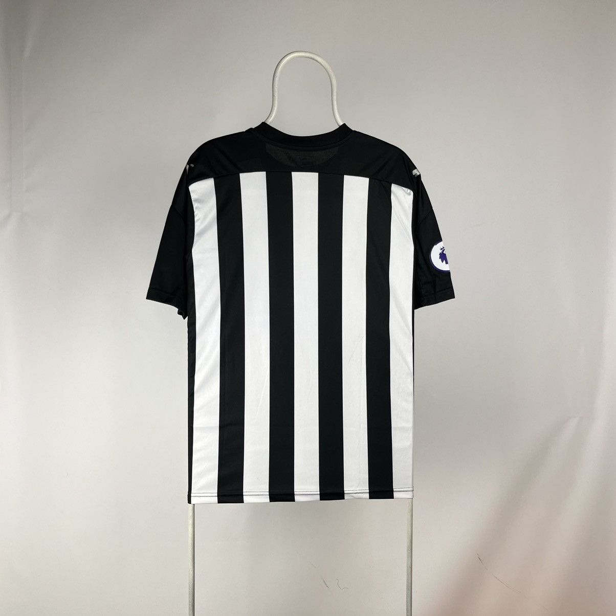 Puma Puma Newcastle United 2020/21 Home Soccer Jersey Size US M / EU 48-50 / 2 - 2 Thumbnail