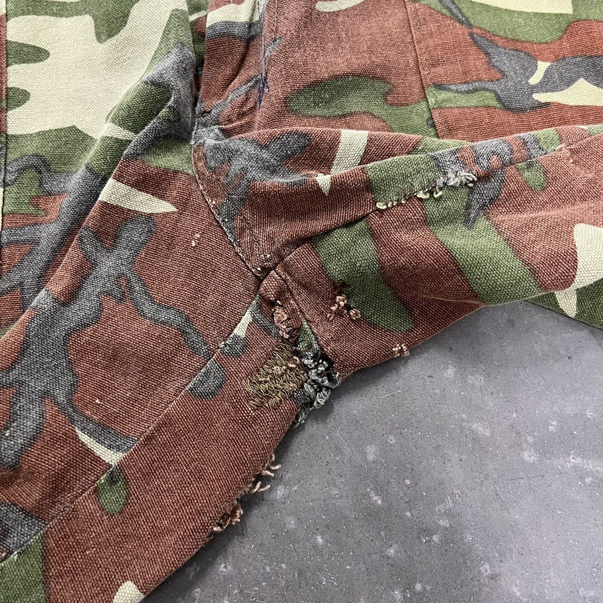 Vintage Vintage Camo Distressed Baggy Skate Work Wear Pants Size US 34 / EU 50 - 6 Thumbnail