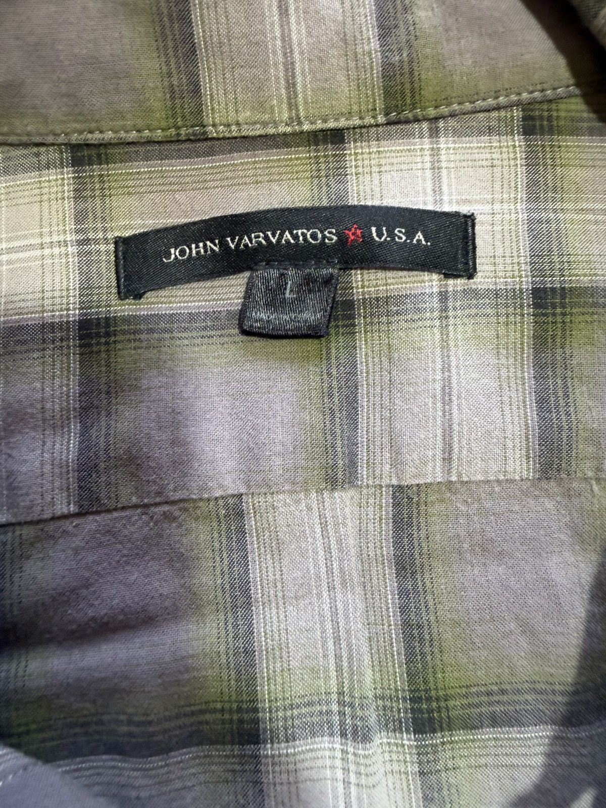 John Varvatos NWOT John Varvatos Green Shirt Size US L / EU 52-54 / 3 - 4 Thumbnail