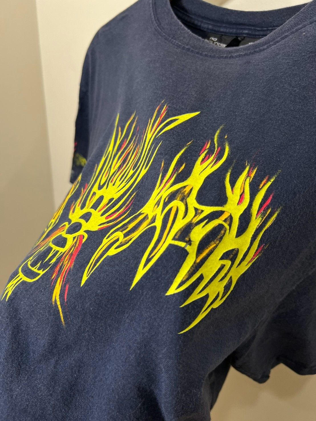 Vintage Vintage No Boundaries Dragon shirt Y2K bnz01 Size US L / EU 52-54 / 3 - 6 Thumbnail