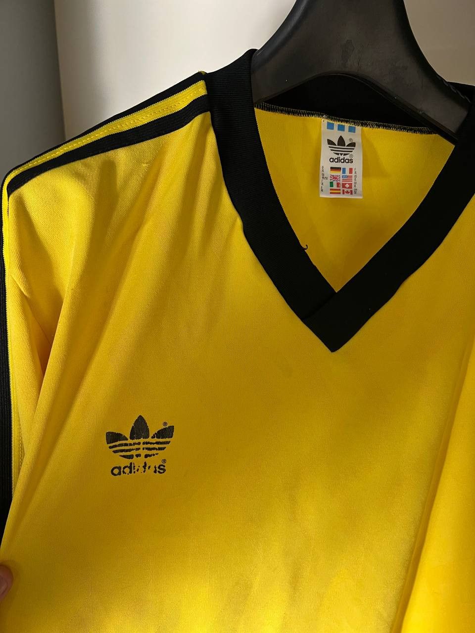 Adidas VINTAGE ADIDAS ORIGINAL EQUIPMENT RETRO SOCCER JERSEY 90s Size US XL / EU 56 / 4 - 2 Thumbnail