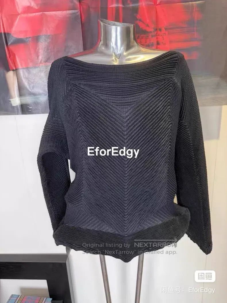 Issey Miyake Black Bud Long Sleeve Top