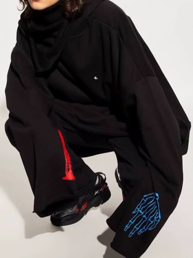 Raf Simons Raf simons Shaped Neck Hoodie 2502-Nextarrow Size US S / EU 44-46 / 1 - 9 Thumbnail