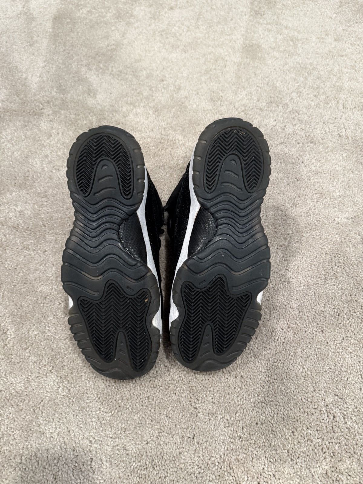 Jordan Brand Jordan 11 Retro Heiress Size US 10.5 / EU 43-44 - 5 Thumbnail
