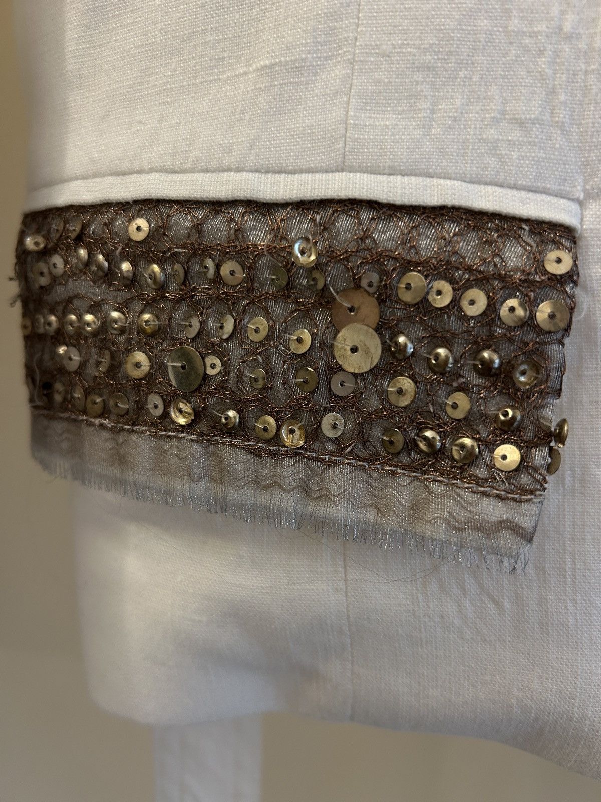 Alexander McQueen 1990s peaked lapel blazer with sequin trim Size S / US 4 / IT 40 - 6 Thumbnail