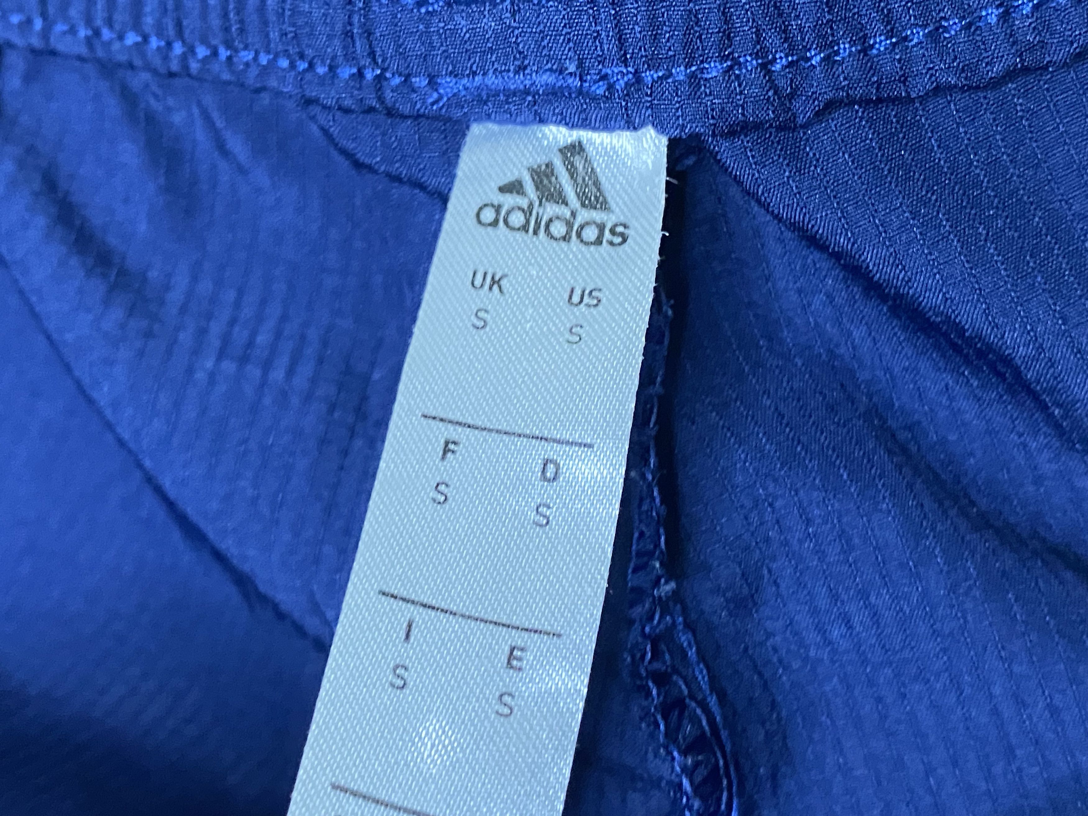 Adidas NORTHERN IRELAND NATIONAL TEAM 2019 FOOTBALL SHORTS SOCCER Size US 32 / EU 48 - 6 Thumbnail