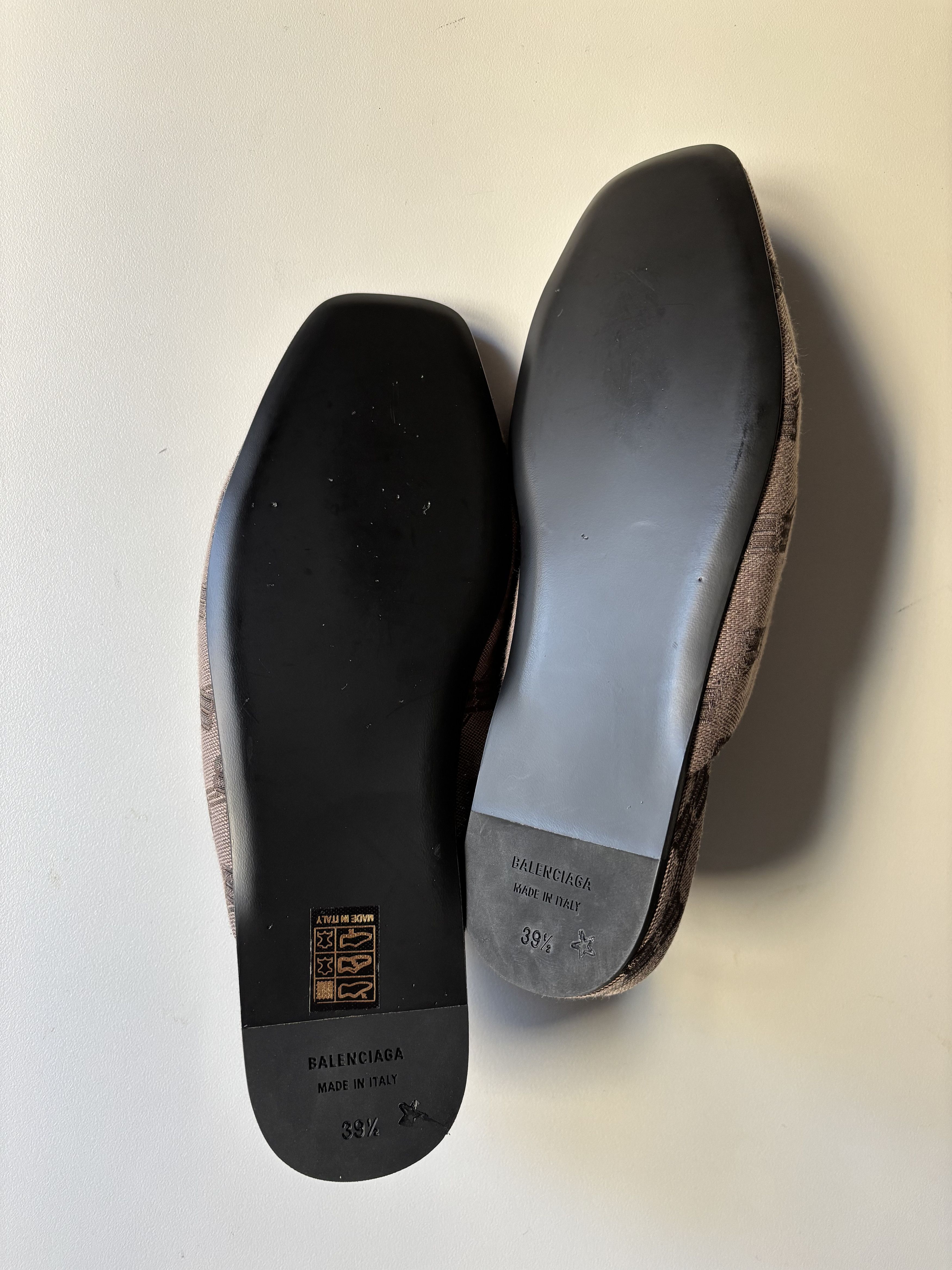 Balenciaga Balenciaga cozy mule with BB monogram Size US 6.5 / EU 39-40 - 4 Thumbnail