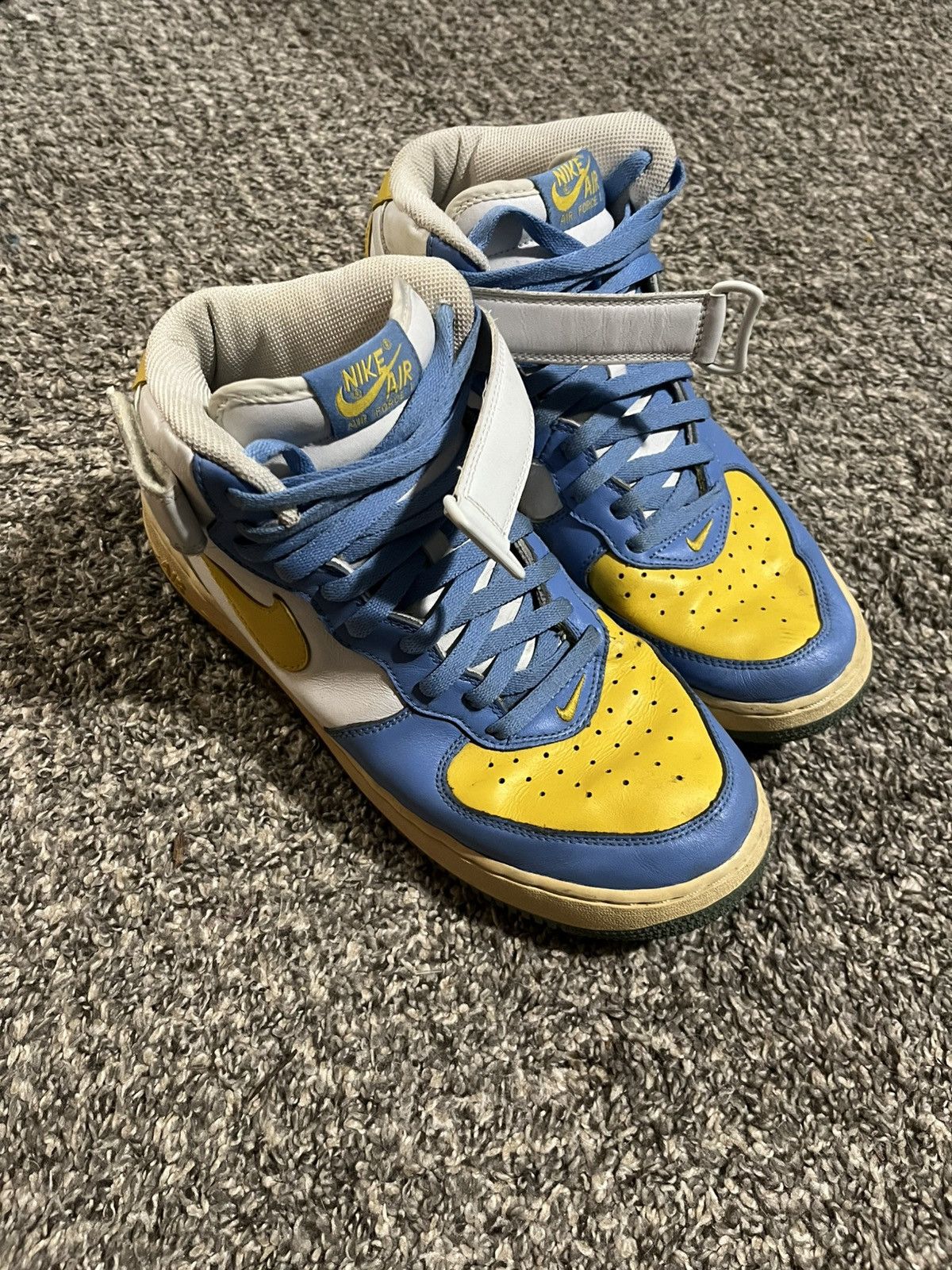 Nike Nike Air Force 1 - white blue and yellow Size US 10.5 / EU 43-44 - 1 Thumbnail