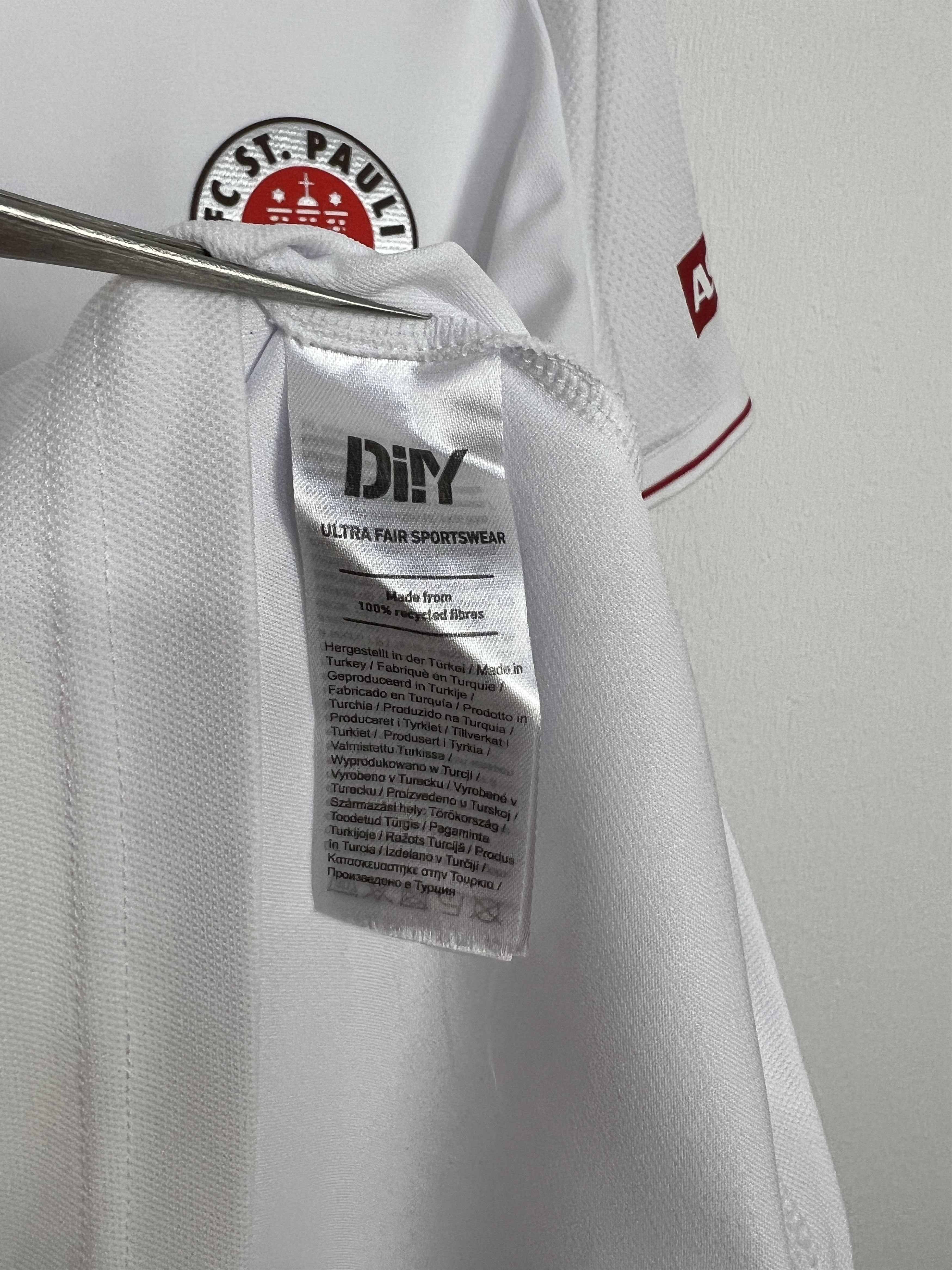 Vintage St Pauli football shirt 2021 Player Issue Amenyido Signed Size US M / EU 48-50 / 2 - 7 Thumbnail