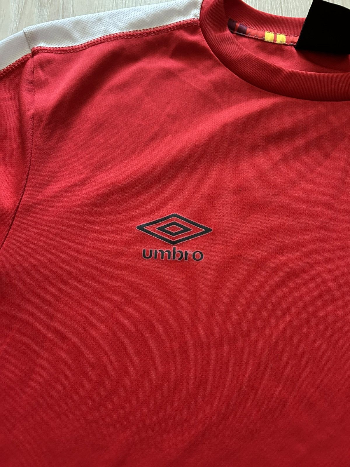 Umbro Umbro Pringles red short sleeve t shirt Size US M / EU 48-50 / 2 - 4 Thumbnail