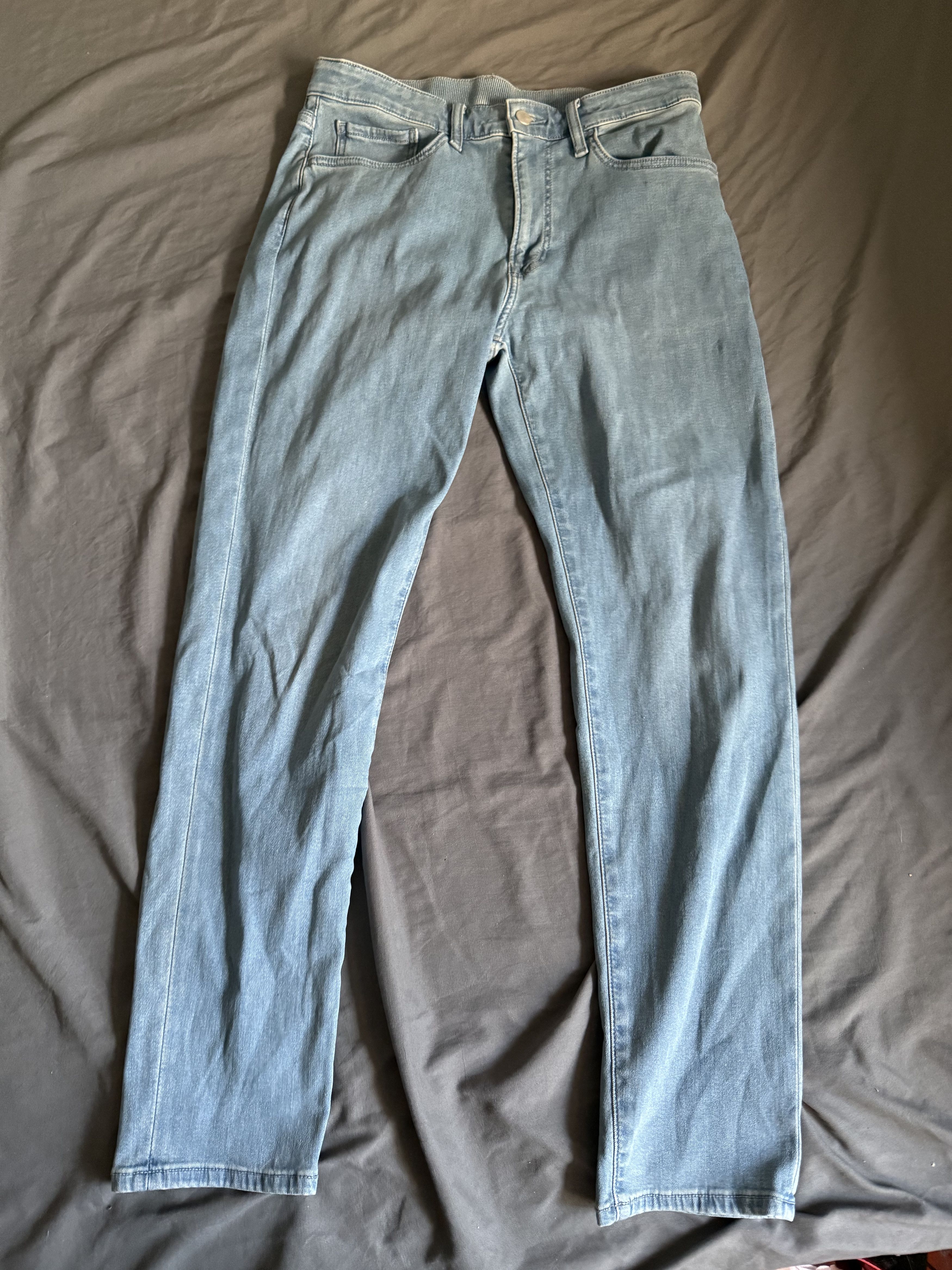 Uniqlo Uniqlo Ezy Ultra Stretch Jeans Japanese Size Slim Tapered Size US 32 / EU 48 - 1 Thumbnail