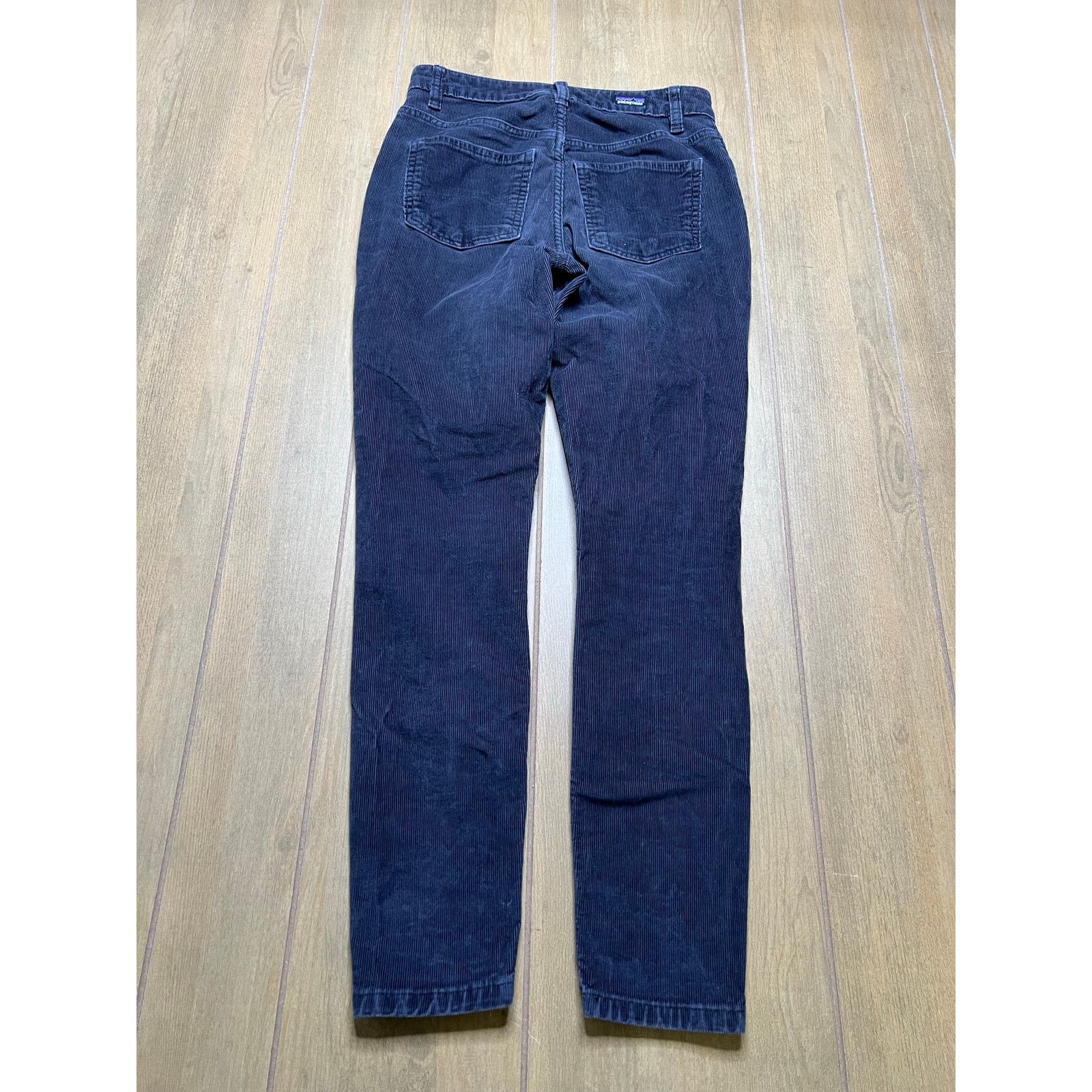Patagonia Patagonia Organic Cotton Corduroy Pants Womens 26 Gray Size 26" / US 2 / IT 38 - 3 Thumbnail
