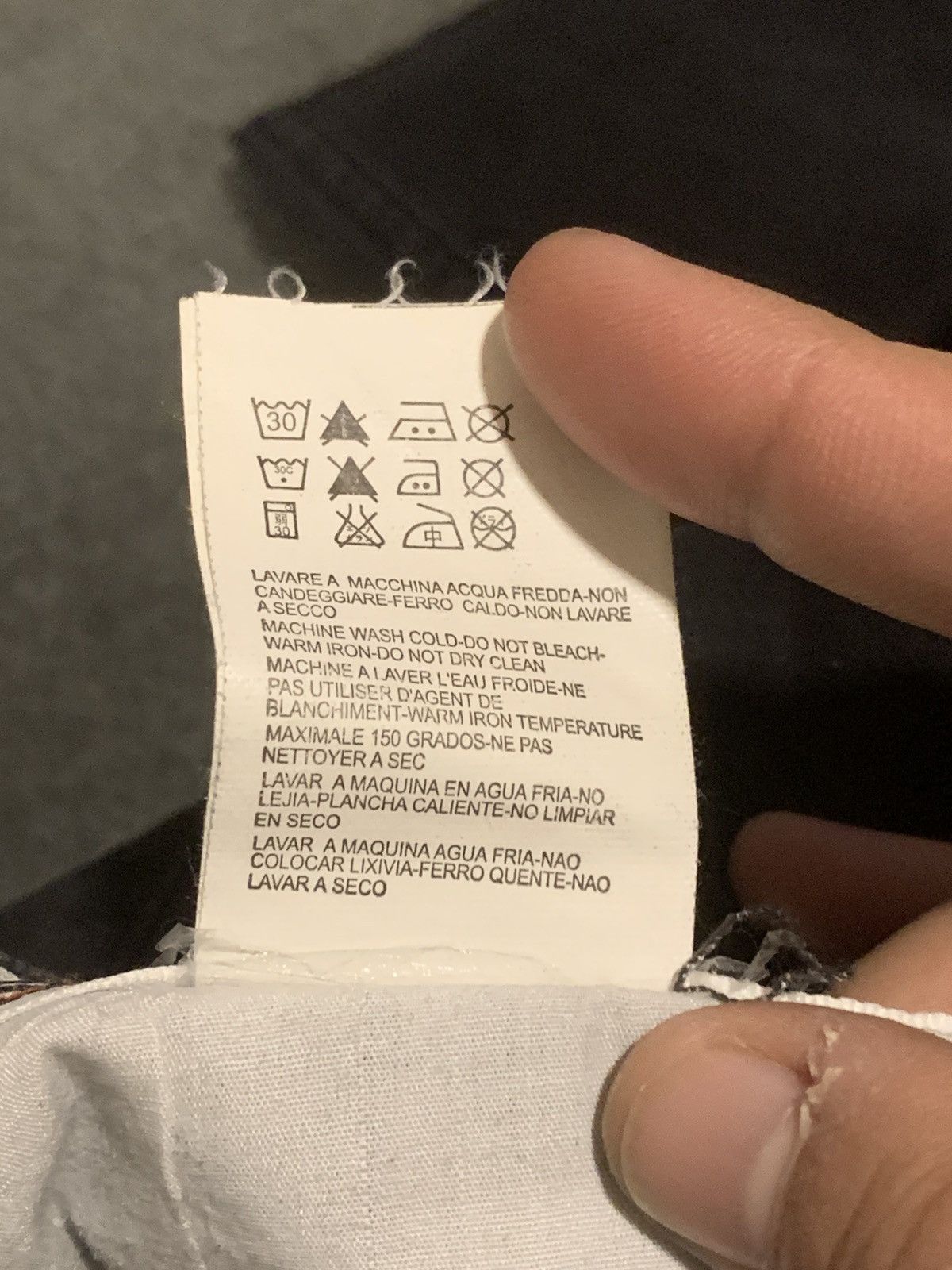 Versace VINTAGE GIANNI VERSACE JEANS Size US 32 / EU 48 - 10 Thumbnail