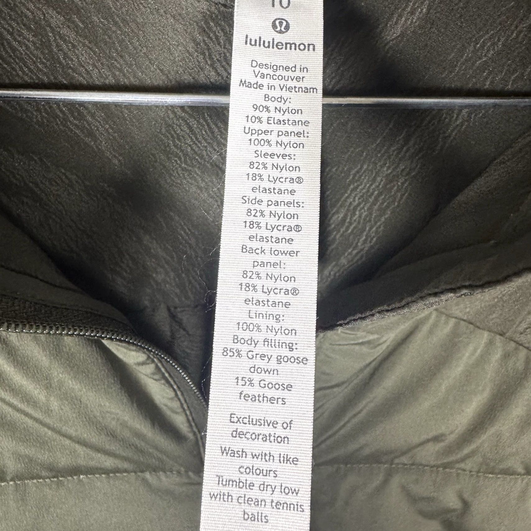 Lululemon Lululemon Down for It All Pullover 1/2 Zip Jacket Women’s 10 Green 85% Goose Down Size L / US 10 / IT 46 - 6 Thumbnail