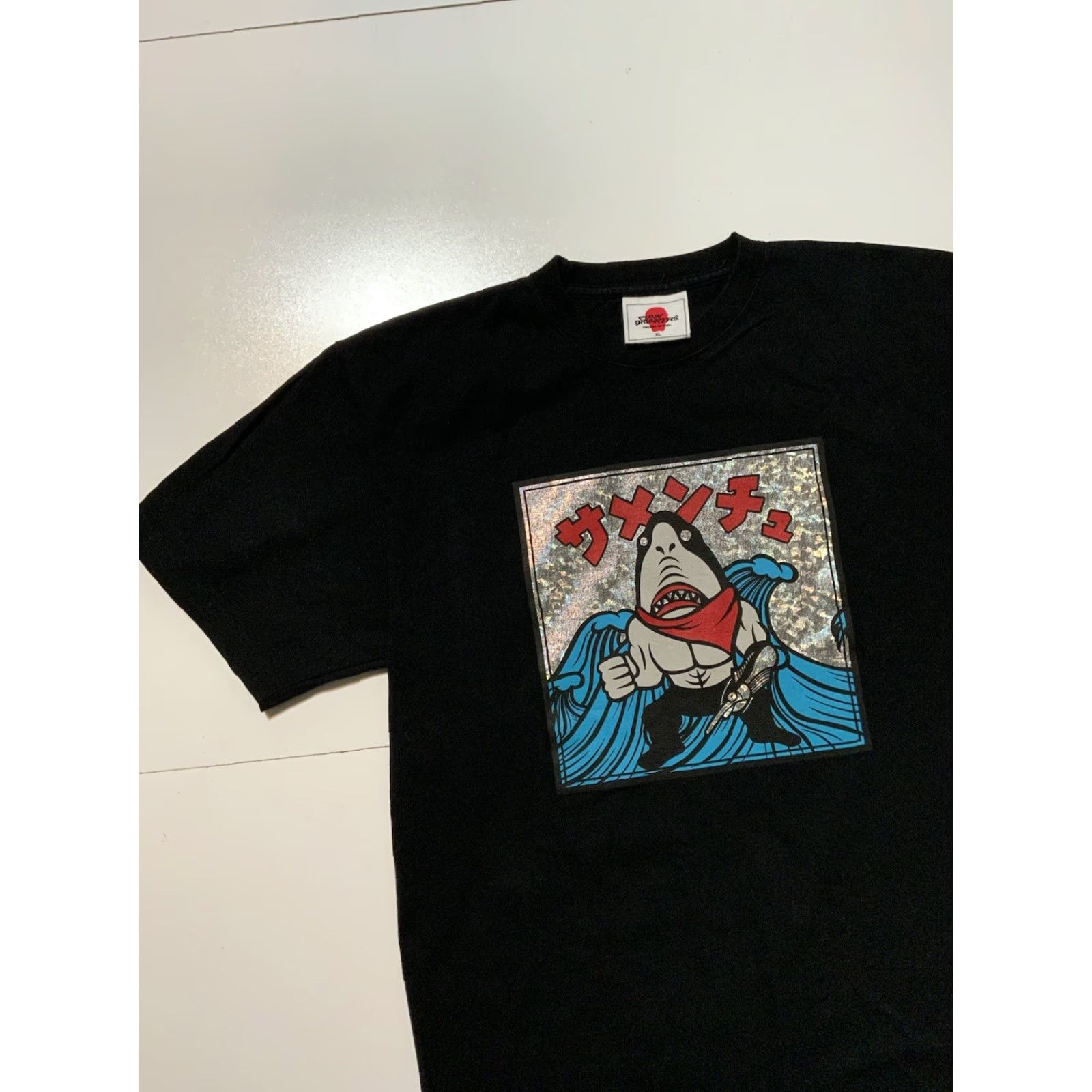 Vintage VINTAGE Punk Drunkers Heroes Munchie Samenchu Shark Sofubi Japan Exclusive T-Shirt XL Black Mens Size US XL / EU 56 / 4 - 4 Thumbnail