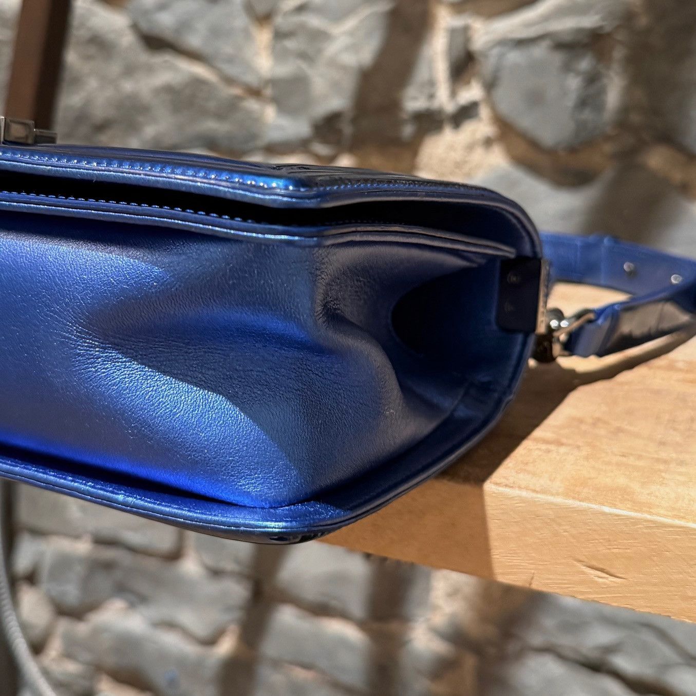 Chanel Chanel 2014 Metallic Blue Patent Old Medium Boy Bag Size ONE SIZE - 13 Thumbnail
