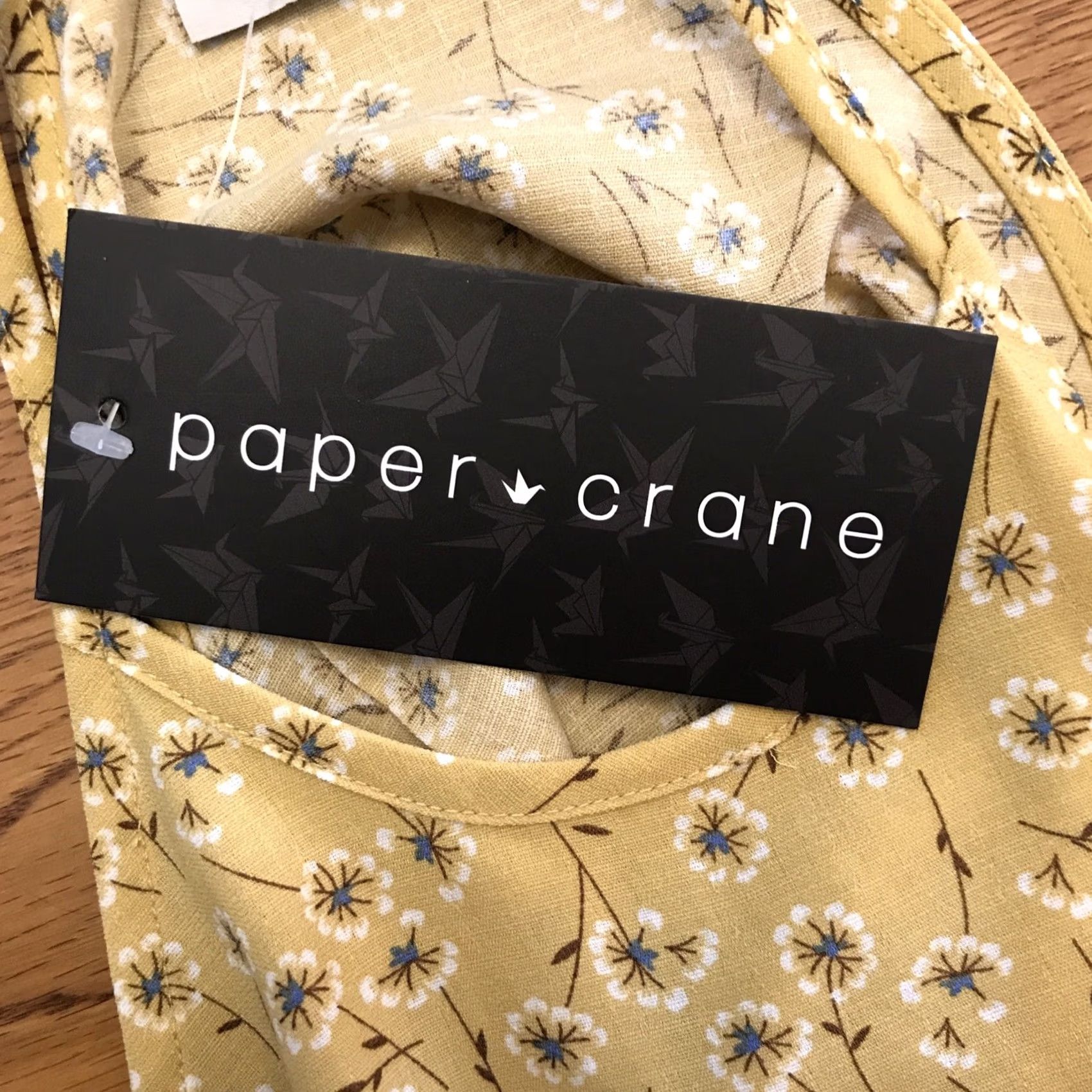 Vintage Paper Crane Tank Top Womens Small Yellow Floral NWT Sleeveless High Neck Button Strappy Sleeve Spring Summer Casual Gift Size S / US 4 / IT 40 - 3 Thumbnail