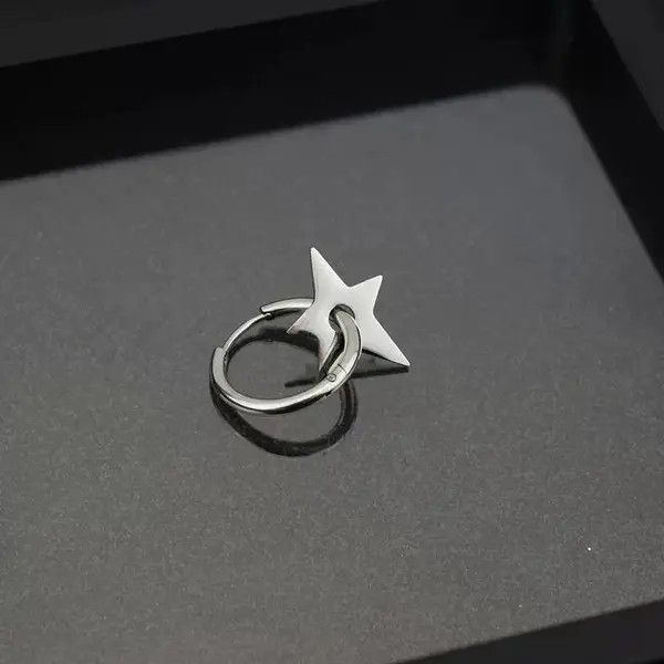 Vintage Retro star stud earrings Size ONE SIZE - 4 Thumbnail