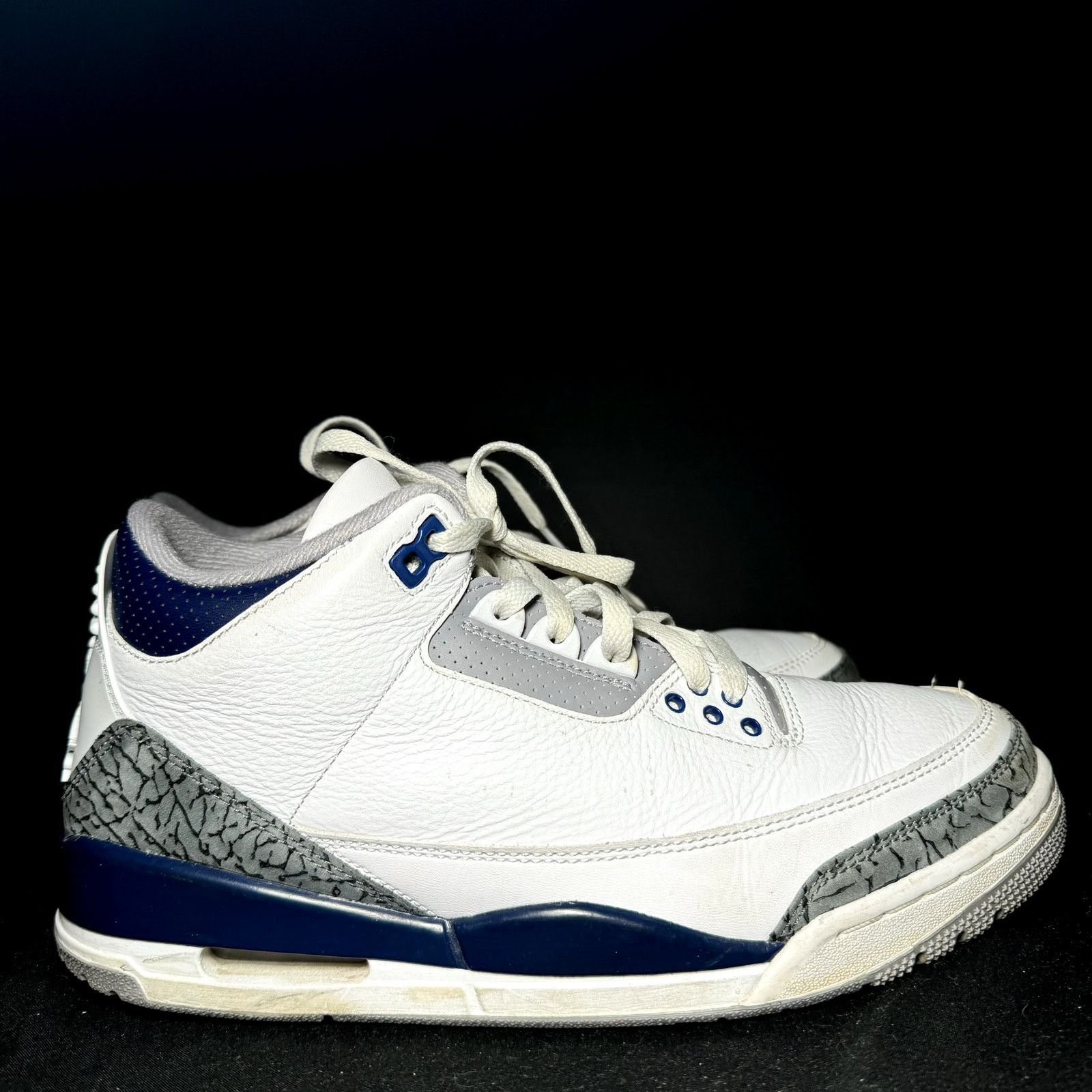 Jordan Brand × Nike Size 8.5 - Nike Air Jordan 3 Retro Midnight Navy Men's Shoes Size US 8.5 / EU 41-42 - 1 Thumbnail