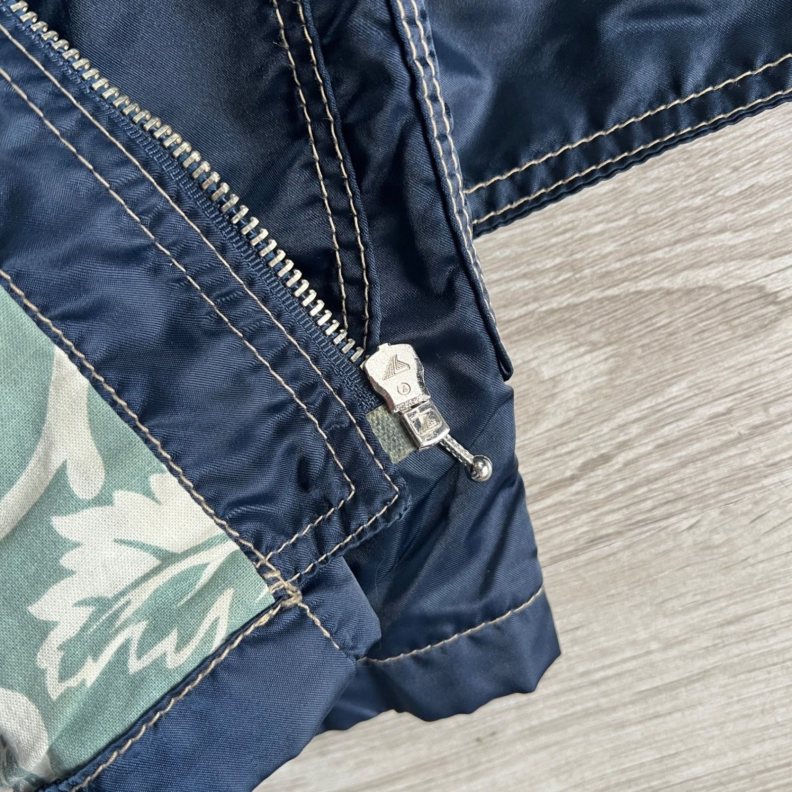 Diesel Diesel Vintage Waikiki Wonder Wear Navy Hooded Jacket Made i Size US L / EU 52-54 / 3 - 9 Thumbnail
