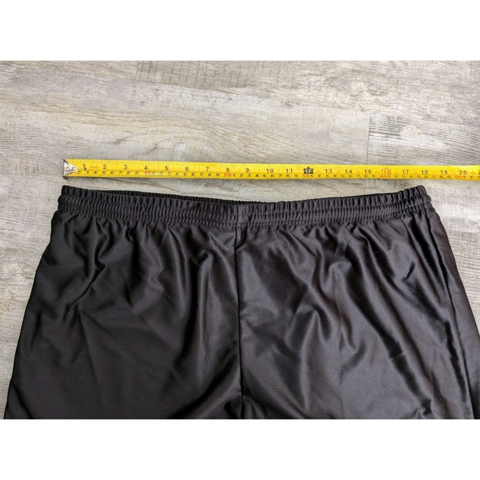 Nike Nike Team Shorts Vintage Men L Shiny Black 90s Sports Soccer Running Satin Elastic Waist Drawstring No Pockets Size US 33 - 7 Thumbnail