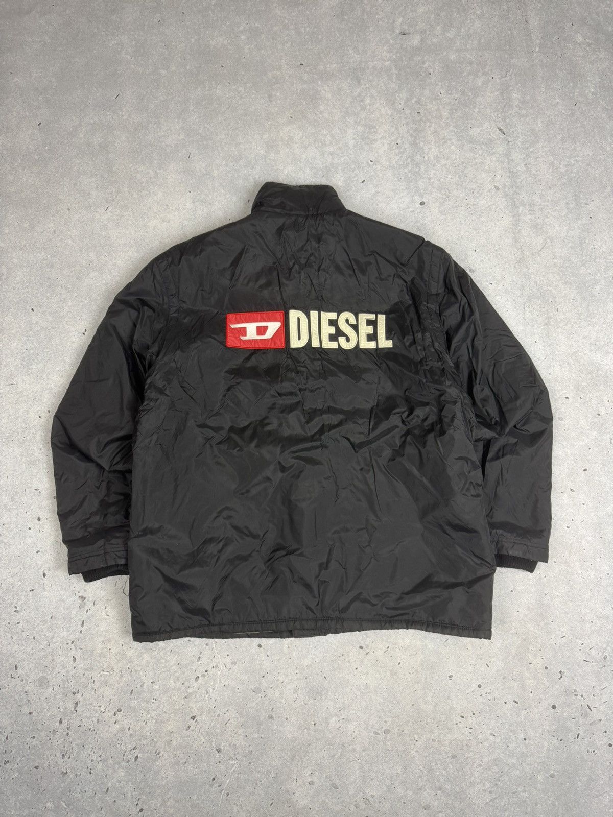 Diesel Vintage Diesel Spell Out Puffer Jacket Avant Garde Size US L / EU 52-54 / 3 - 1 Thumbnail