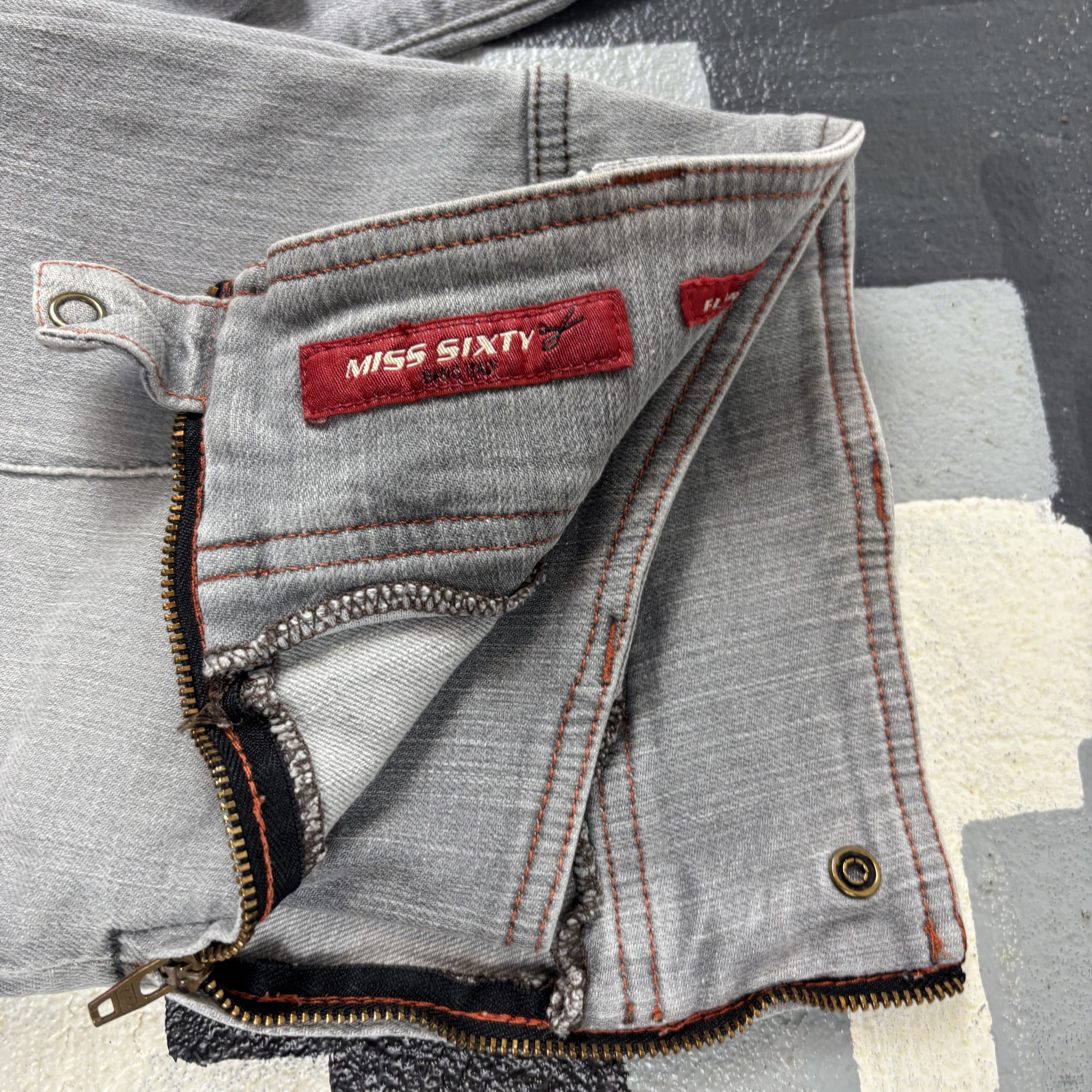 Other Miss Sixty Jeans Size US 28 / EU 44 - 3 Thumbnail