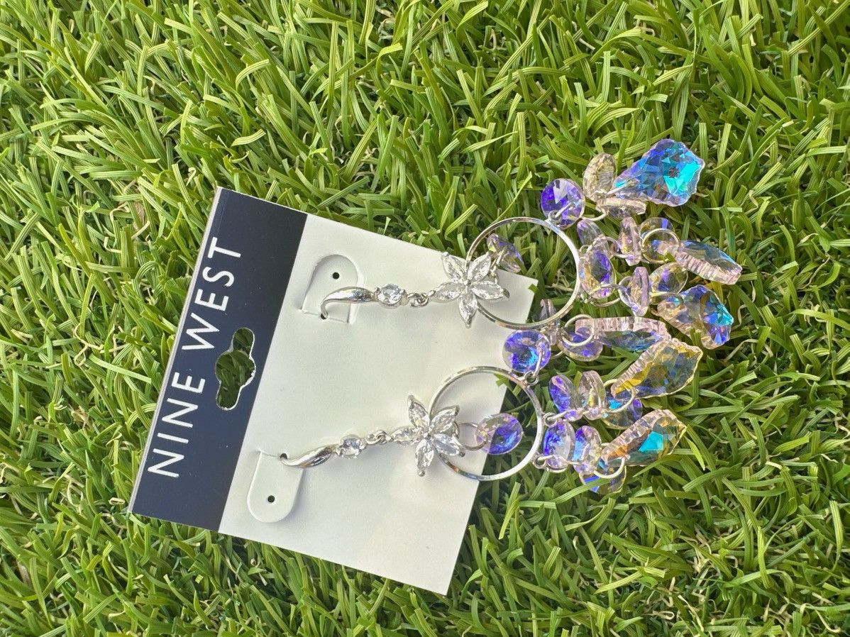 Nine West Nine West transparent crystal drops sliver tone circle Size ONE SIZE - 1 Thumbnail