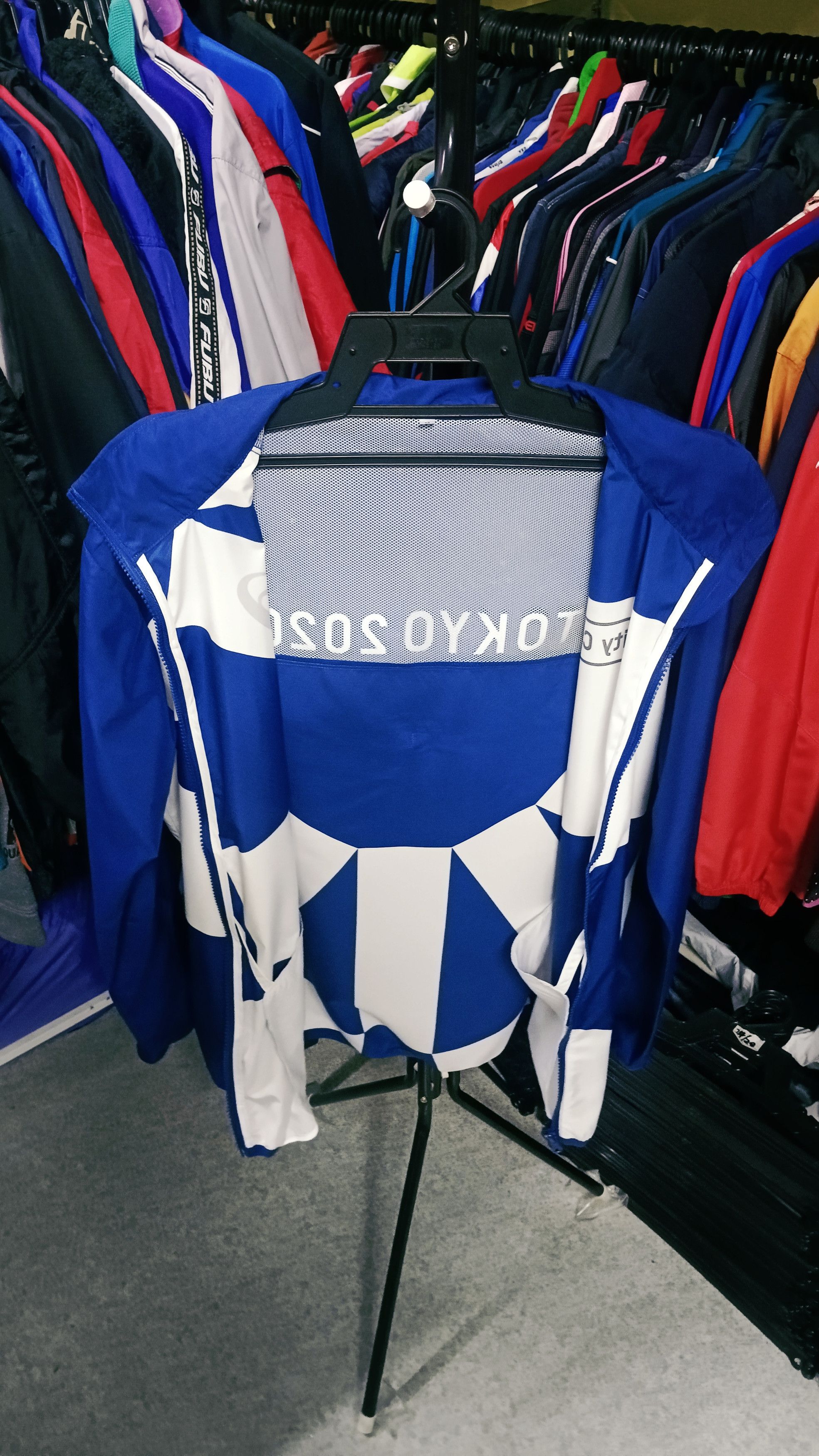 Asics Asics Olympic Tokyo 2020 Packable Windbreaker Jacket Size US M / EU 48-50 / 2 - 3 Thumbnail
