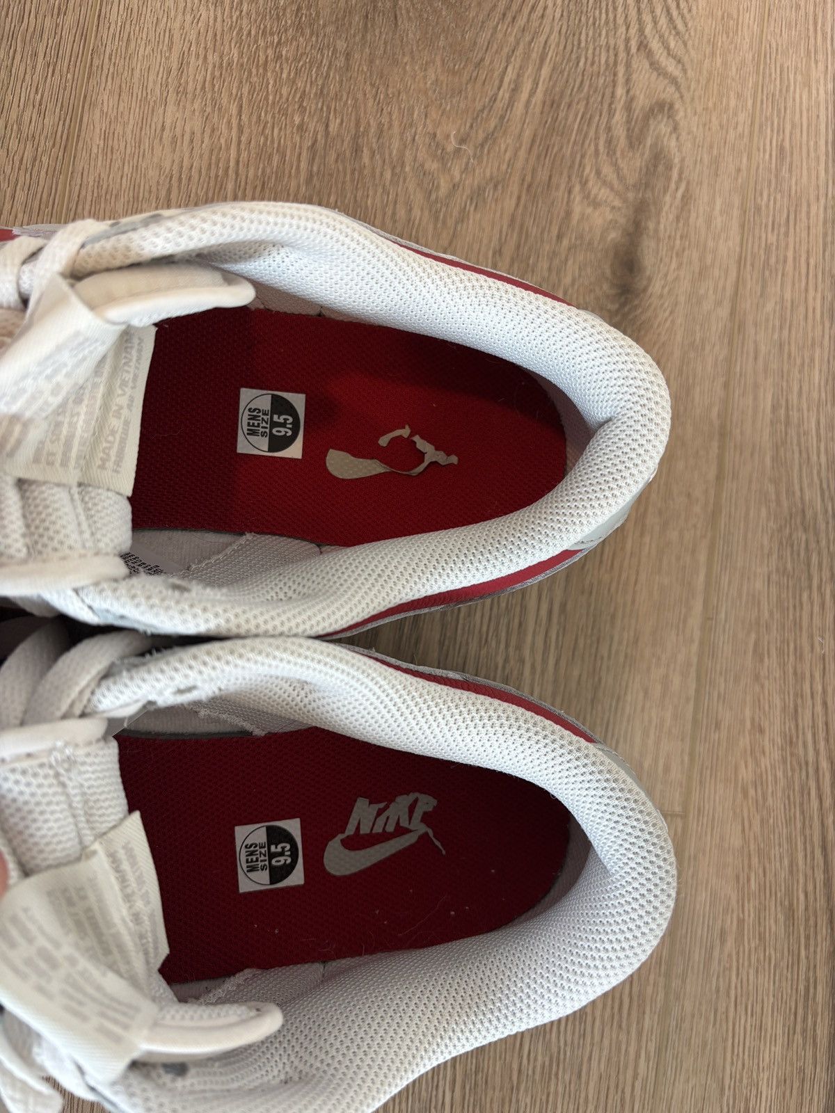 Nike Nike Dunk Low Grey Red White Size US 9.5 / EU 42-43 - 5 Thumbnail