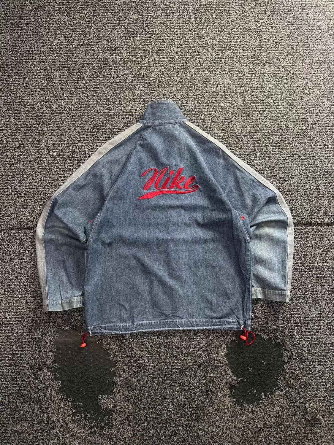 Nike Nike Vintage Logo Distressed Denim Jacket Unisex 140 Size US XS / EU 42 / 0 - 2 Thumbnail