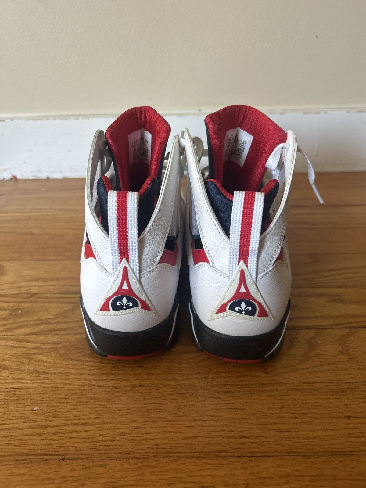 Jordan Brand Air Jordan 7 Retro x Paris Saint-Germain ‘Paname’ Size US 10.5 / EU 43-44 - 4 Thumbnail