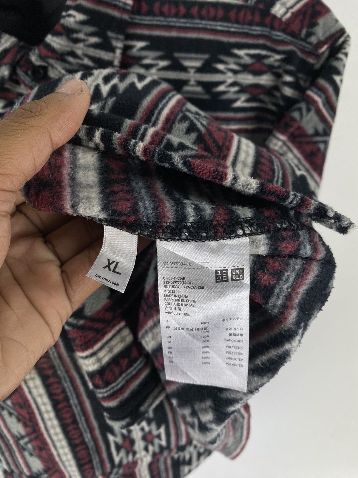 Flannel Uniqlo Flannel Navajo Unique Pattern Button Up Size US M / EU 48-50 / 2 - 12 Thumbnail