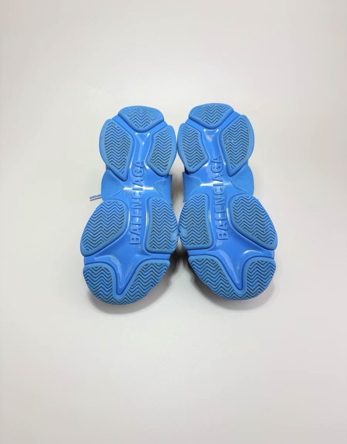 Balenciaga BALENCIAGA × adidas TRIPLE S Blue Dad Sneakers K1 Size US 5 / IT 35 - 6 Thumbnail