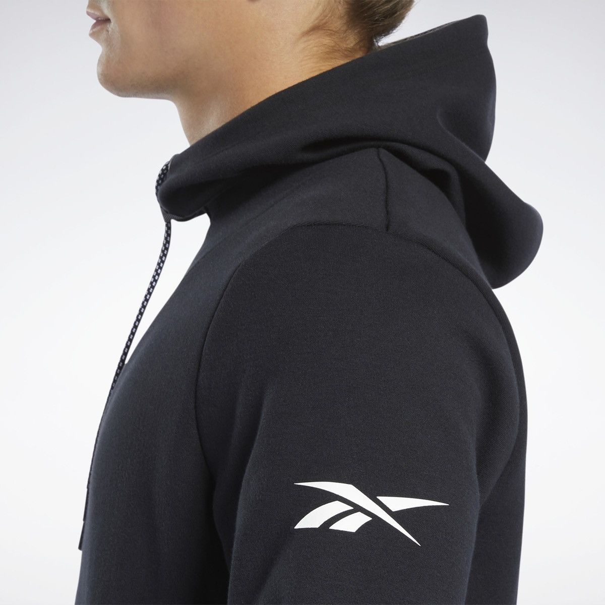 Reebok Men’s Hoodie Reebok Black Size: M Size US M / EU 48-50 / 2 - 8 Thumbnail