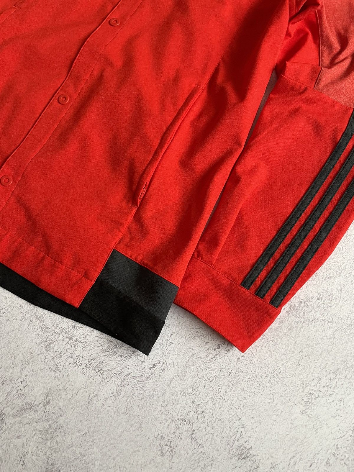 Vintage Adidas Bayern Munchen Zip Tracktop Jacket Y2K L Size US L / EU 52-54 / 3 - 3 Thumbnail
