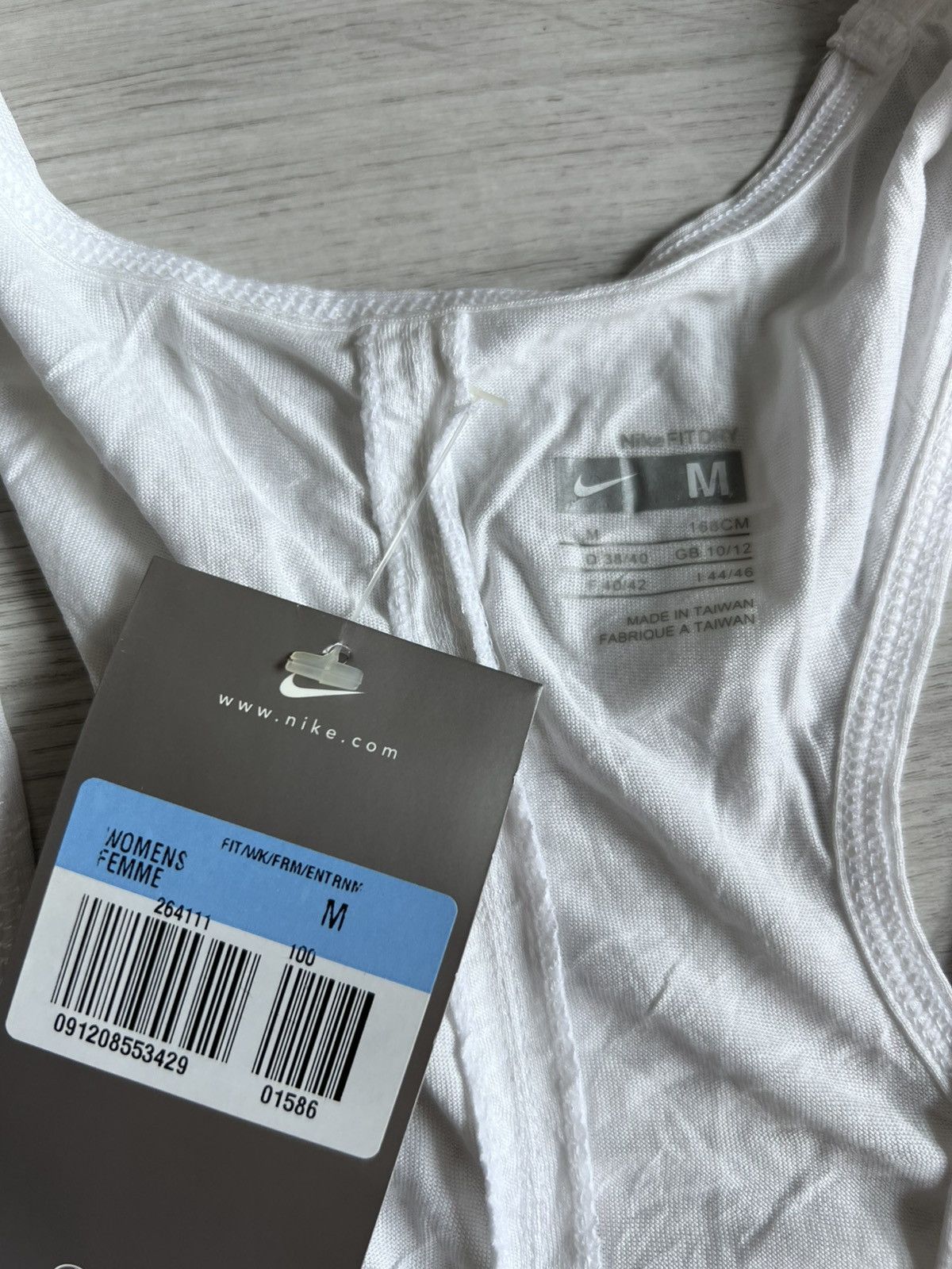 Nike Nike dress vintage size m Size M / US 6-8 / IT 42-44 - 3 Thumbnail